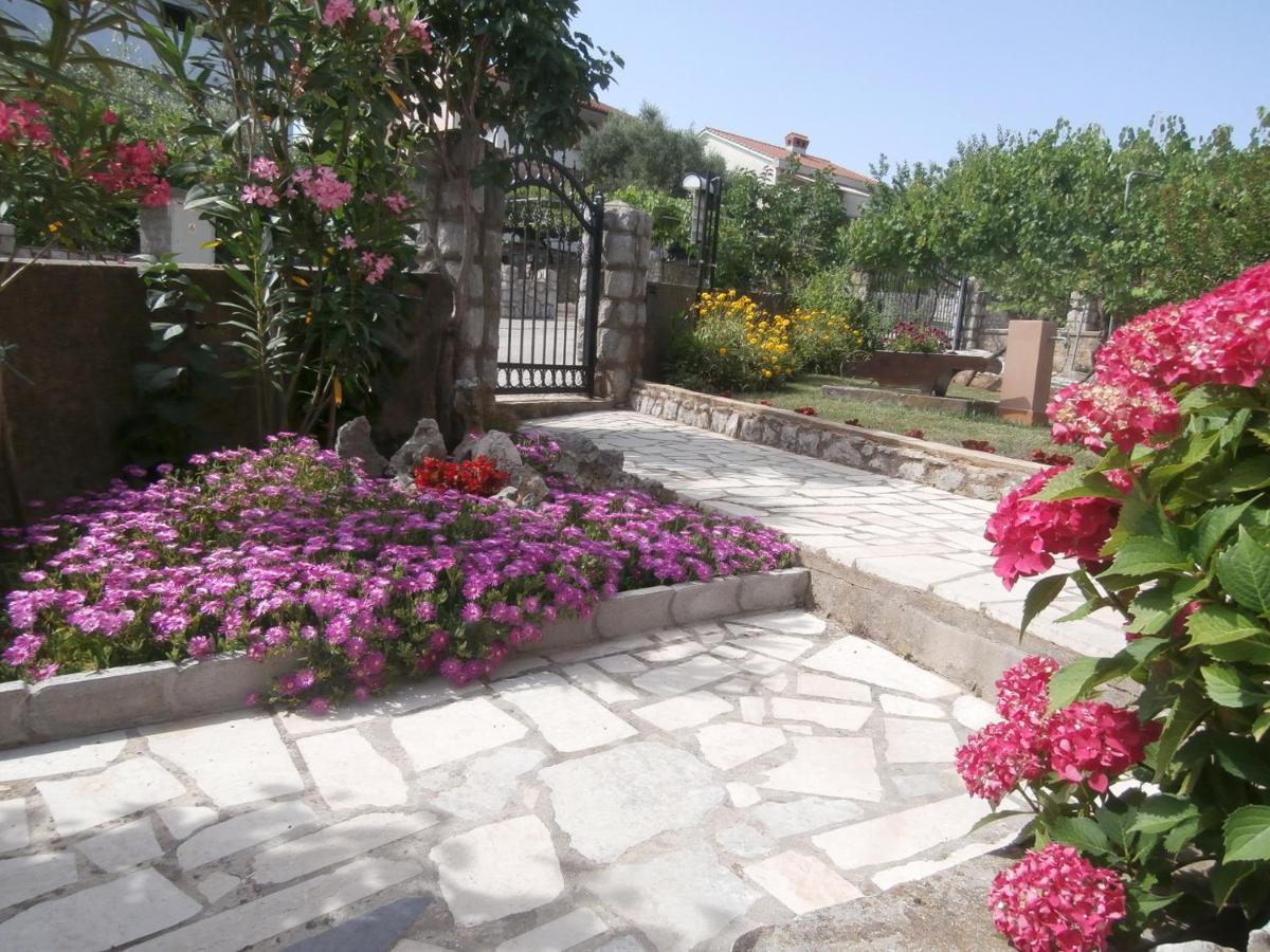Apartments Mira Krk Кърк Екстериор снимка