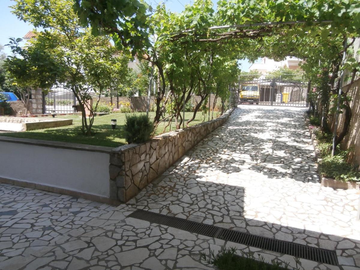 Apartments Mira Krk Кърк Екстериор снимка