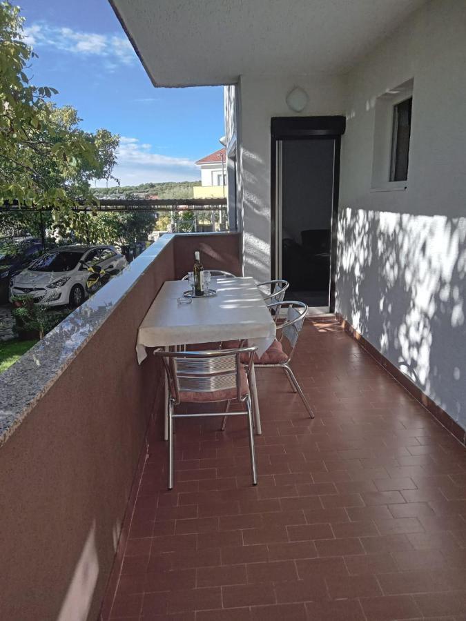 Apartments Mira Krk Кърк Екстериор снимка