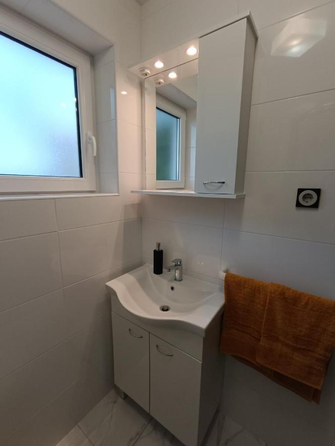 Apartments Mira Krk Кърк Екстериор снимка
