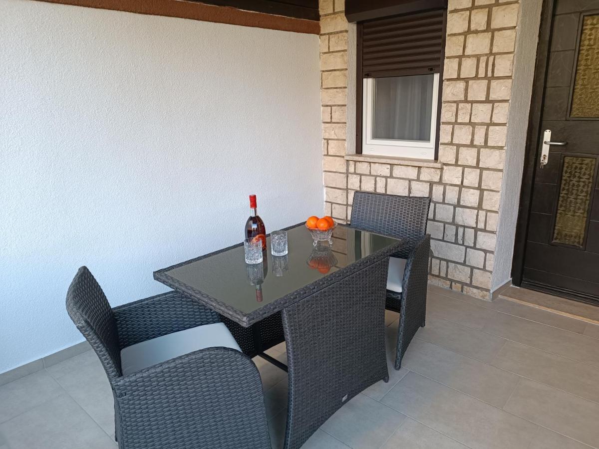 Apartments Mira Krk Кърк Екстериор снимка